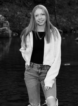 12_01_24_39 bw