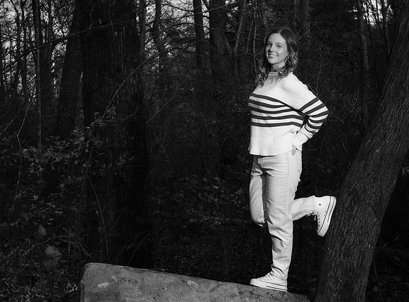 12_01_24_123 bw