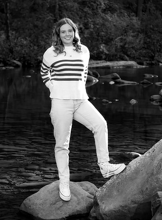 12_01_24_17 bw